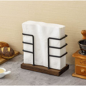 Elegante servilletero de metal dorado con acabado pulido, perfecto para una elegante decoración del hogar y vajilla de hotel - Product Image 6