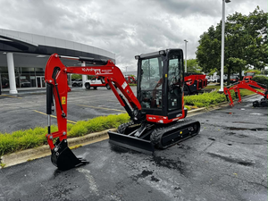 Nouvelles mini-excavatrices Kubota U27-4 de 2 tonnes et 2,7 tonnes avec pince hydraulique et accessoires marteau hydraulique en bon état - Product Image 2