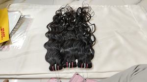 100% Extensions de cheveux vierges indiens bruts ondulés bouclés Temple cuticule alignée faisceaux de cheveux humains de haute qualité - Product Image 6