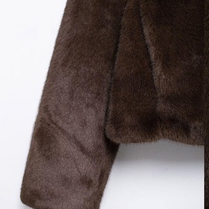 Abrigo Acolchado de Piel Sintética con Efecto de Piel de Oveja, Estilo Vintage, Manga Larga, para Mujer, con Cuello de Piel, Invierno - Product Image 3