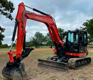 รถขุดขนาดเล็ก Kubota KX040-5 รุ่นประหยัด น้ำหนัก 4 ตัน ระบบไฮดรอลิก เหมาะสำหรับผู้รับเหมา ชาวไร่ และงานจัดสวน - Product Image 1