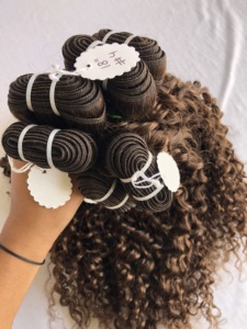 100% Exportation de qualité supérieure Vison cambodgien Temple indien Remy Vierge 18 'Couleur #4 Kinky Curly Bundle Extension Indian Supplie - Product Image 4