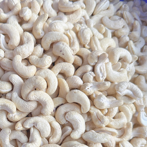 Venta Caliente 2025 Precios de Anacardos en Todo el Mundo, Anacardos Tostados y Empaquetados W210 Santiago Vietnam Listos para Enviar - Product Image 1