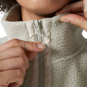 Sudadera transpirable Sherpa con cuello y cremallera para mujer, ropa de calle de invierno, estilo con logotipo frontal, sudaderas con capucha de tarifa al por mayor - Product Image 5