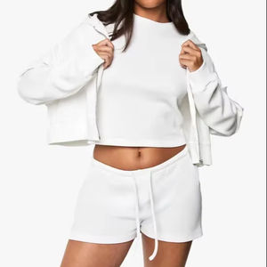 Survêtements en coton décontractés pour femmes avec logo imprimé bouffant personnalisé survêtements à capuche courts et ensemble court - Product Image 1