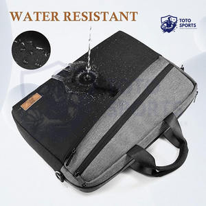 Bolsa para Portátil Unisex Gris Negra de Alta Calidad, Ligera, a Precio Razonable, con Múltiples Bolsillos, Impermeable, Cómoda y Transpirable - Product Image 5