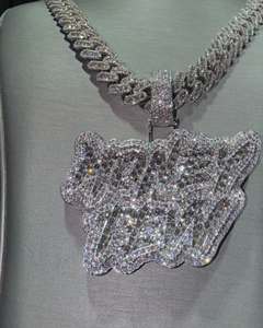 Colgante de diamante de moissanita de plata y oro personalizado de alta calidad, joyería ostentosa de Hip Hop helado con abalorios de rapero - Product Image 5