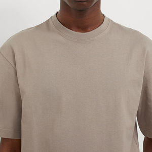 เสื้อยืดคอกลมทรงบ็อกซ์ คุณภาพสูง กำลังเป็นที่นิยม ผ้าคอตตอนหนา 300 กรัม แขนไร้ตะเข็บ ทรงบ็อกซ์ - Product Image 3