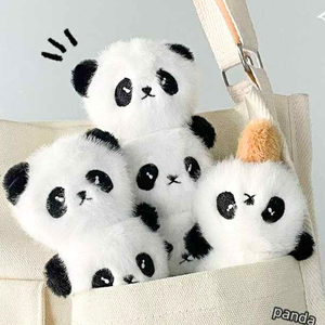 Porte-clés en peluche panda mignon de 10 cm, en coton doux, poupée en peluche - Product Image 3