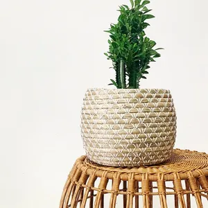 Dernière collection de paniers tissés en jonc de mer Vietnam pots de rangement décoratifs en jacinthe d'eau jardinières en osier décoration d'organisation de la maison