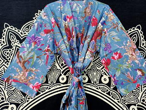 Kimono de algodón ligero con estampado de bloques a rayas bohemio para mujer, capa cómoda transpirable para la playa o el hogar para el verano - Product Image 2