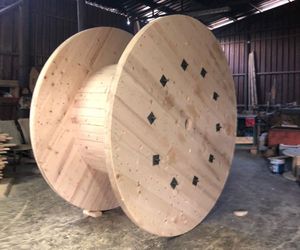 Bobine de câble en bois bois/contreplaqué matériau bois/contreplaqué bobine de câble de tambour de conception personnalisée fournisseur doré kit de chute tambour de câble - Product Image 2