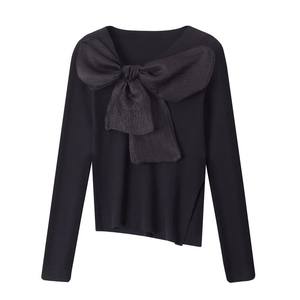 ODM Supply Pull d'hiver vintage pour femmes avec décoration de boutons tricotés - Product Image 1