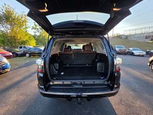 Nettoyer 2016 To-yo-ta 4_Runner Limited 4WD - Product Image 2