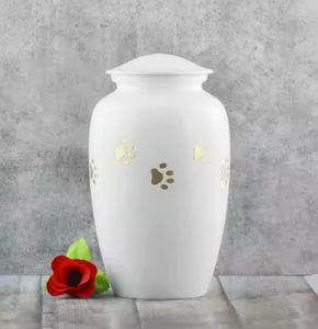 Urnes de crémation attrayantes Urnes de crémation en métal en gros Nouvelles urnes funéraires en aluminium gravées pour garder les cendres humaines en gros - Product Image 4