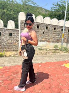 Véritable fourrure de vache faite à la main couleur usiné fourrure cuir bracelet pochette femmes conçu sac à main vente chaude en cuir usiné gland pochette - Product Image 2