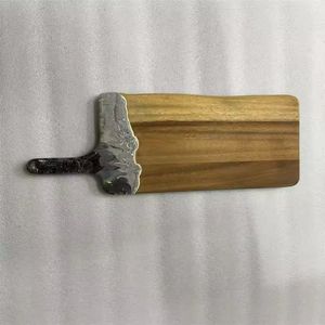 Tabla de cortar de resina y madera para queso de acacia, tabla de charcutería de lujo para servir, hecha a mano - Product Image 1