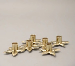 Stunning Golden Floral Candle Holder Ideal For Living <b>Bedroom</b> Dining Table And Centerpiece Decoration - Product Image 4