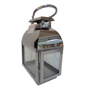 Vente en gros Plateau carré en métal avec 5 bougeoirs Bougeoir couleur nickel argent pour la décoration du salon - Product Image 3