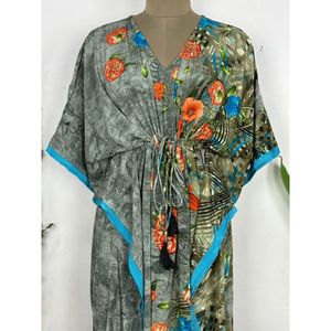Caftán Boho Vintage de Seda Reciclada, Color Medianoche, Vestido Largo Fluido con Lazos, Traje de Baño para Mujer - Product Image 2