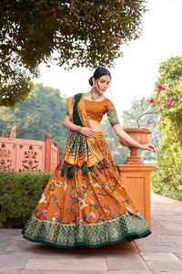 Diseñador nupcial Lehnga Choli para niñas Fiesta Vestidos de novia Lehenga Choli A precio al por mayor con tela georgatte - Product Image 3