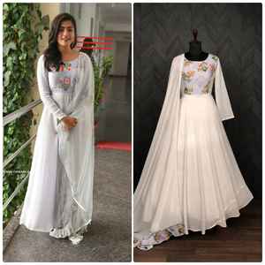 Robe longue brodée de couleur blanche de créateur indien, robe Salwar Kameez pour mariage et fête pour femmes - Product Image 4