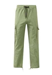 กางเกงวอร์มผ้าไนลอนสำหรับผู้ชายกางเกงทรงแบ็กกี้เอวสูงมีหลายกระเป๋า - Product Image 5