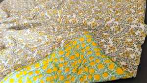 Couvre-lit réversible en coton imprimé floral fait à la main, taille California King - Product Image 3