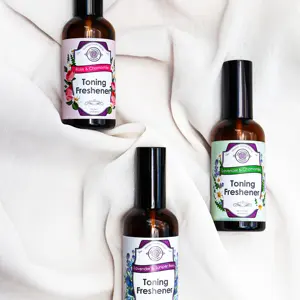 Tonique Rafraîchissant à la Lavande et à la Camomille - Product Image 2