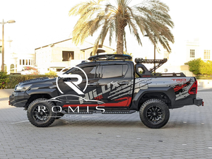 Camioneta Hilux 2024 4x4 Todoterreno con Portaequipajes, Luces LED, Neumáticos R20, Parachoques Delantero Hamer, Acabado Negro Mate - Product Image 2