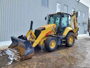 Chargeuse-pelleteuse sur chenilles diesel d'occasion 420KE, chargeuse sur roues, excavatrice pour travaux de construction, agricoles et de cour - Product Image 1