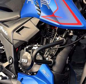 Ventes automobiles : Motocyclettes Apache RTR 200 4v Motorsports en vente et prêtes à l'exportation - Product Image 3