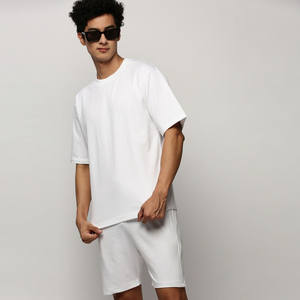 Conjunto de camiseta de manga corta de color sólido de gama alta para hombre con diseño de logotipo personalizado OEM Traje de verano de algodón transpirable con cuello Características de gama alta - Product Image 5