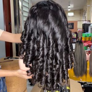 Perruques de qualité supérieure pour femmes noires à partir de 100% Cheveux humains vietnamiens couleur naturelle rebondissante - Product Image 3