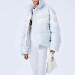 Vêtement de créateur classique de haute qualité, veste à capuche noire de luxe imperméable, veste matelassée chaude et résistante au froid, doudoune pour femme - Product Image 3