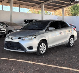 Venta Caliente 2024, en Existencia, Auto Nuevo y Usado, Sedán Económico de Gasolina, Volante a la Izquierda - Product Image 1