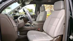 2025 2026 Tahoe >8L เครื่องยนต์ V8 LS SUV ไฮบริด เกียร์อัตโนมัติ พวงมาลัยซ้าย เบาะหนัง R18 กล้องมองหลัง ซันรูฟ พร้อมขับขี่ในญี่ปุ่น - Product Image 3