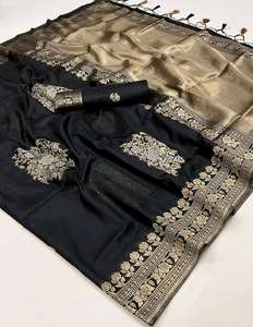 Saree de tissage de métier à tisser à la main souple avec fleur et zari, parfait pour toutes les occasions - Product Image 4