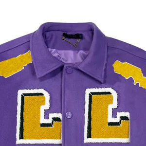 Veste universitaire Letterman brodée patchs en chenille personnalisés en gros pour hommes manteau d'extérieur au design unique - Product Image 4