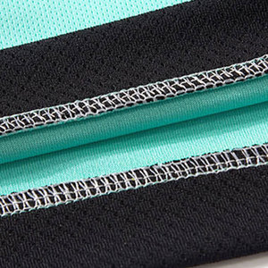 ชุดยูนิฟอร์มฟุตบอลขายส่ง มีไซส์และสีให้เลือกตามสั่ง พร้อมบริการสกรีนโลโก้และหมายเลขสำหรับสโมสรและโรงเรียน - Product Image 6