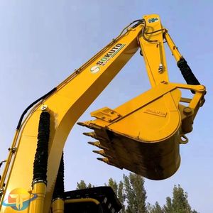 Excavatrice sur chenilles Komatsu PC200-8N1 d'occasion en bon état disponible à la vente - Product Image 5
