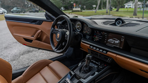 Precio con Gran Descuento 2024 para 911 GT3 Touring Hybrid Turbo Potente con Volante a la Izquierda, Asientos de Cuero y Neumáticos R15 - Product Image 6