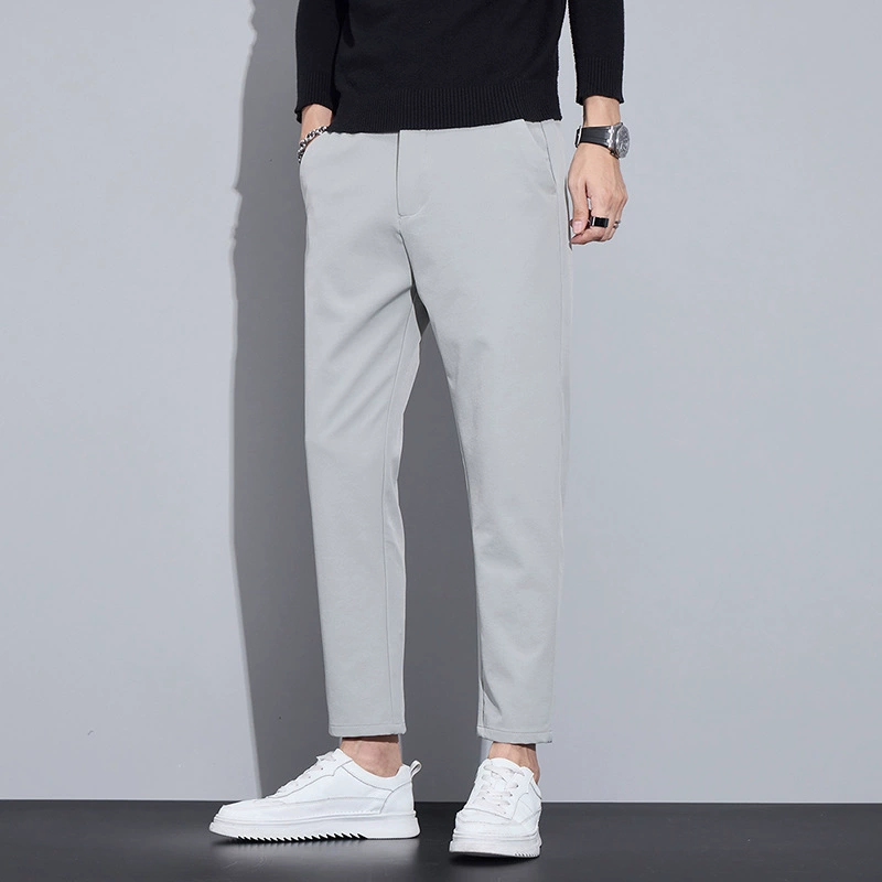 สีเทาอ่อน