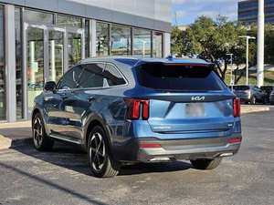 Bajo kilometraje, azul, 2024, automático, SX Prestige, AWD, usado, luces delanteras izquierdas, llantas de aleación R17, tercera fila, cuero, arranque remoto - Product Image 5