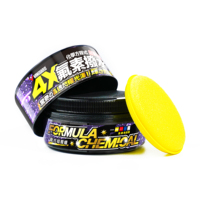 Cire de polissage automobile brillante avec protection résiliente