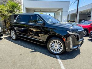 PROPRE UTILISÉ 2024 C a d i l l a c Escalade ESV Luxury RWD - Product Image 4