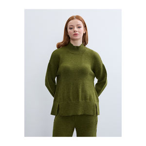 เสื้อสเวตเตอร์คอเต่าครึ่งตัวสำหรับผู้หญิงพร้อมดีเทลผ่าข้าง - Product Image 6