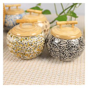 Boîte de rangement décorative en bambou avec incrustations uniques de nacre bleue et de coquille d'œuf pour bonbons, fruits secs, fête du Nouvel An chinois - Product Image 4