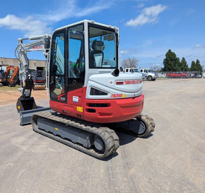 Achetez en gros des mini-excavatrices sur chenilles Takeuchi TB225/TB260 neuves/d'occasion de 2,5 tonnes, durables, avec moteur hydraulique, boîte de vitesses et pompe. - Product Image 2