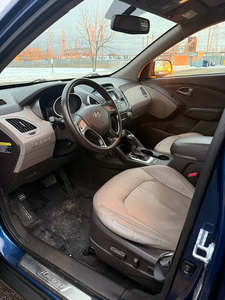 MEJOR OFERTA Hyundai Tucson Limited 2014 con Tracción en las Cuatro Ruedas, Transmisión Automática y Asientos de Cuero - Product Image 2